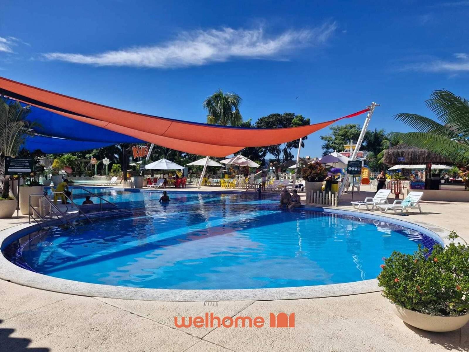 Apartamento Em Com Conforto E Lazer